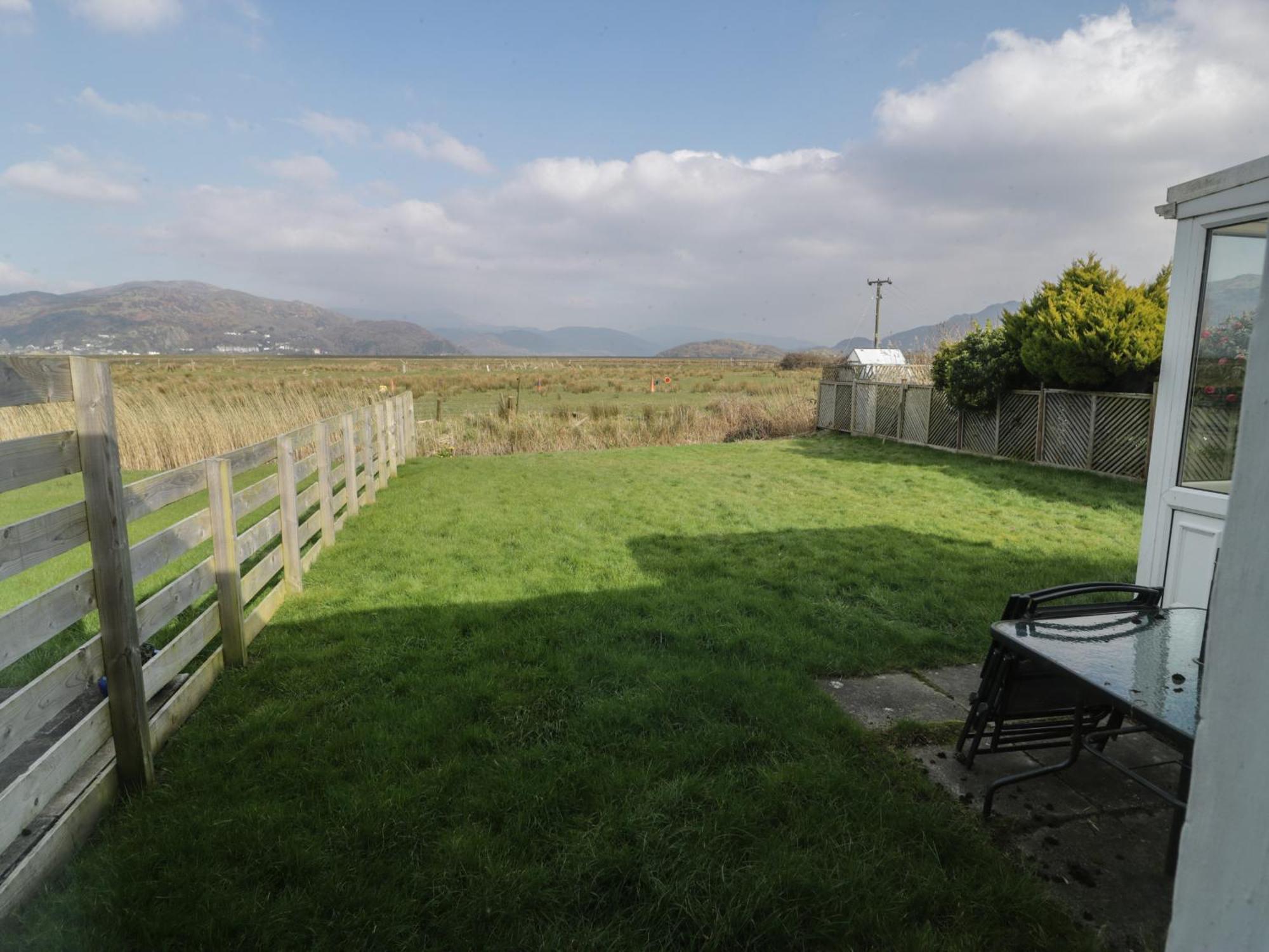 Hafod-Y-Gors Villa Fairbourne Exterior photo